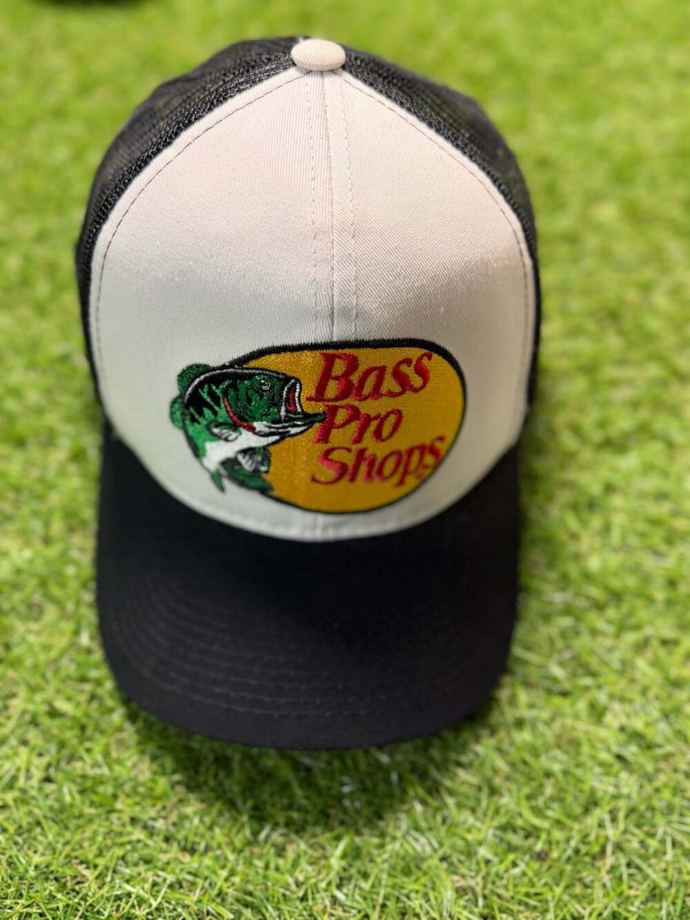 Bass Pro Shops Trucker Hat One Size Fits Most Black White Mesh Snapback